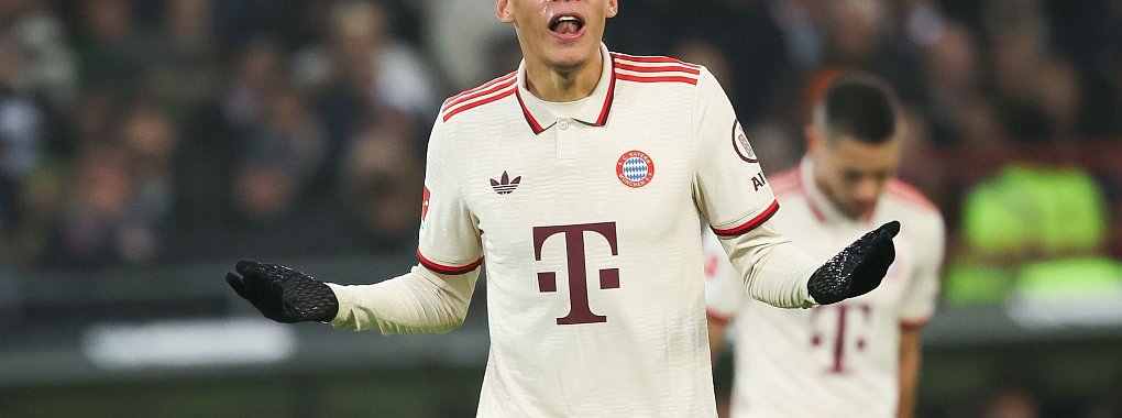 Was nun? Die Bayern wollen Jamal Musiala behalten. - © Christian Charisius/dpa