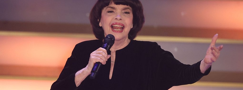 Zu Deutschland hat Mireille Mathieu ein ganz besonderes Verhältnis. - © Bodo Schackow/dpa