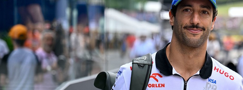 Daniel Ricciardo muss mitten in der Formel-1-Saison gehen. - © Denes Erdos/AP/dpa