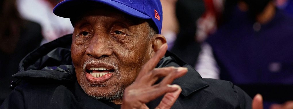 Die NBA trauert um Dick Barnett. - © Adam Hunger/AP/dpa