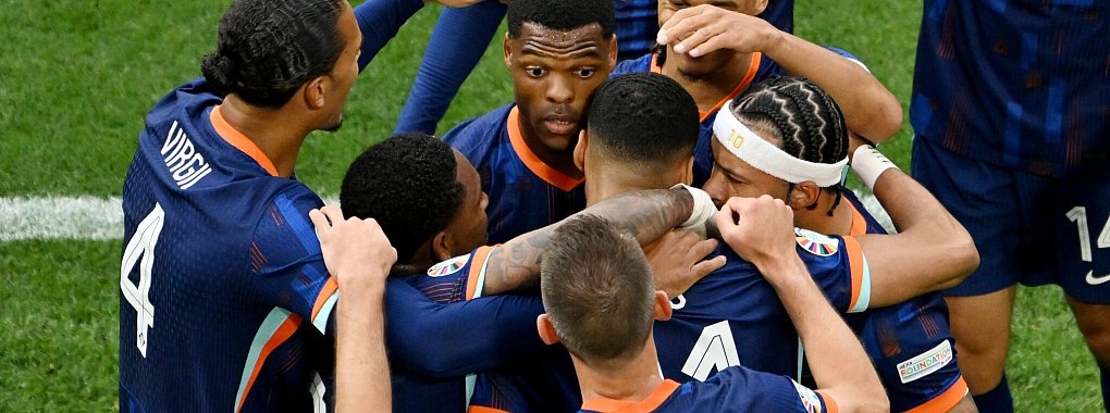 Die Niederl&auml;nder setzten sich klar gegen Rum&auml;nien durch. - &copy; Peter Kneffel/dpa