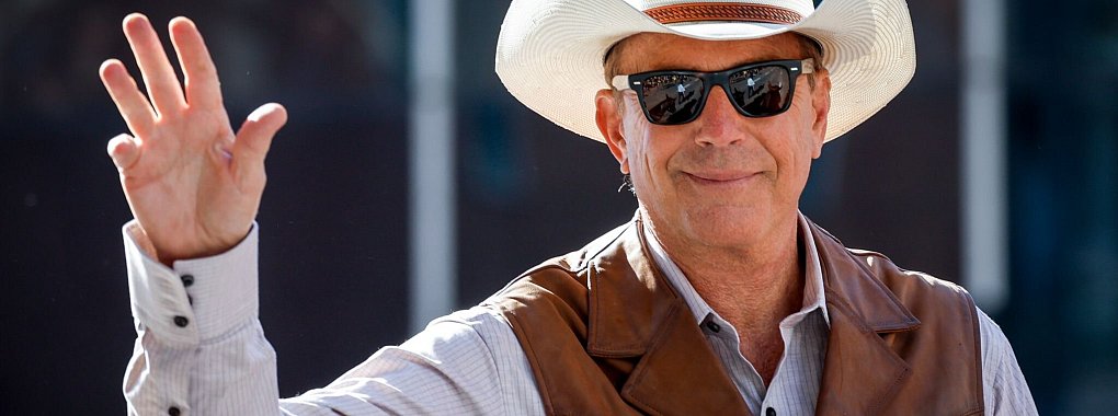 Sein Hit-Western &laquo;Der mit dem Wolf tanzt&raquo; gewann 1991 sieben Oscars, darunter auch Troph&auml;en f&uuml;r Costner als Regisseur und als Produzent des besten Films. - &copy; Jeff Mcintosh/Canadian Press via ZUMA Press/dpa