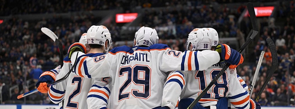 NHL-Star Draisaitl half seinem Team erneut zum Sieg - © Connor Hamilton/AP/dpa