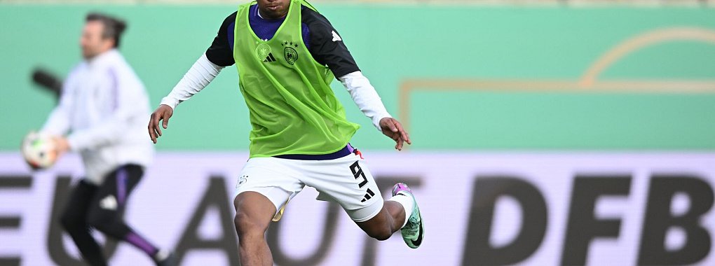 Youssoufa Moukoko ist wieder bei der U21 dabei. - © Hendrik Schmidt/dpa