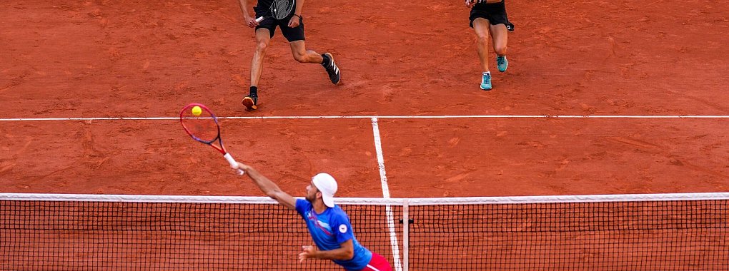 F&uuml;r Laura Siegemund und Alexander Zverev (l) war im Mixed bei Olympia schon in Runde eins Schluss. - &copy; Manu Fernandez/AP/dpa