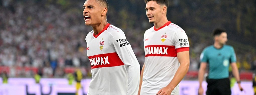 Enzo Millot (l.) gehörte zu den überragenden Stuttgarter Spielern beim Sieg gegen Dortmund. - © Jan-Philipp Strobel/dpa