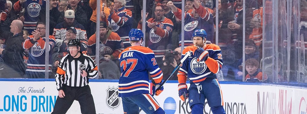 Leon Draisaitl (r.) machte erneut ein starkes Spiel. - © Jason Franson/The Canadian Press/AP/dpa