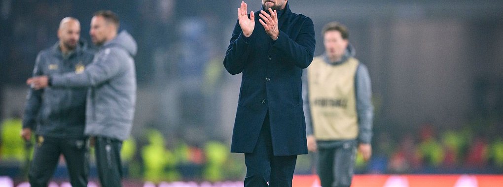 Trainer Sebastian Hoeneß steht beim VfB Stuttgart noch bis 2027 unter Vertrag. - © Tom Weller/dpa