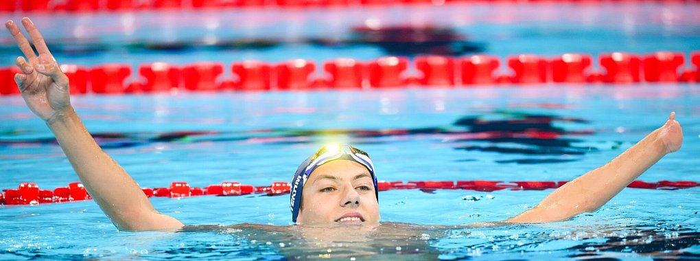 Maurice Wetekam jubelt über Bronze. - © Julian Stratenschulte/dpa