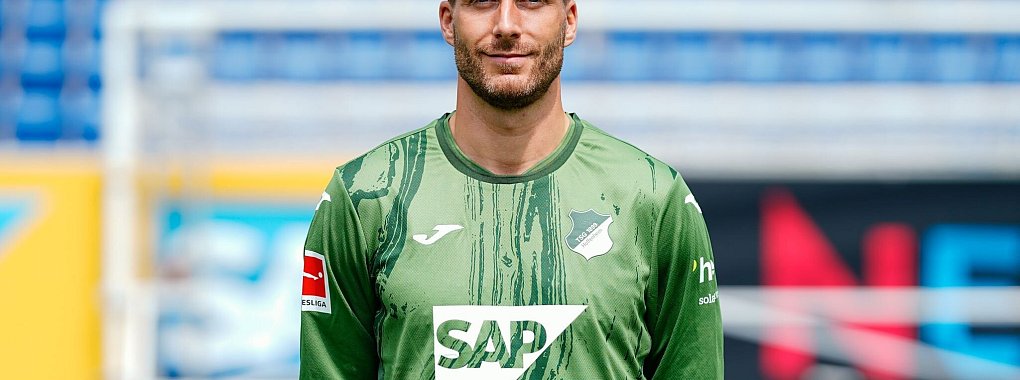 Fordert Fans zur Unterstützung auf: Oliver Baumann. - © Uwe Anspach/dpa