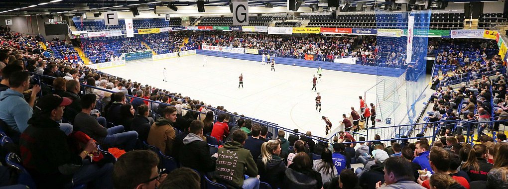 Finale 2017: 3700 Zuschauer strömten in die Lemgoer Lipperlandhalle. - © Paul Cohen
