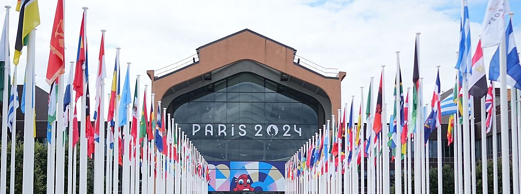 Das Leben im Olympischen Dorf ist nicht immer einfach. - © Michael Kappeler/dpa