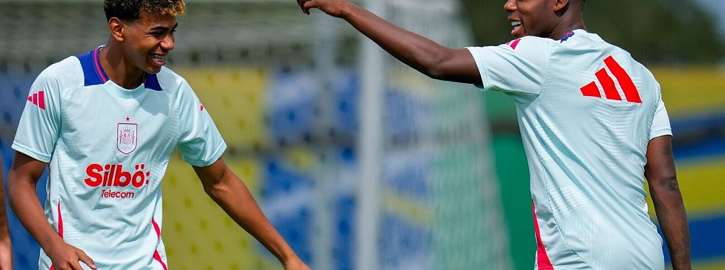 Die Spanier treffen im Endspiel um die europ&auml;ische Krone auf die englische Auswahl. - &copy; Manu Fernandez/AP/dpa