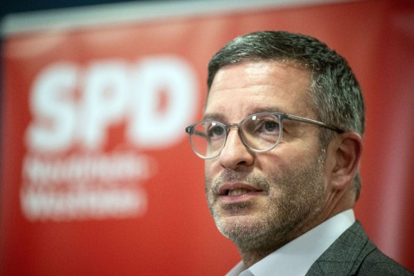 Marc Herter (SPD), Oberbürgermeister von Hamm, bei einer SPD-Tagung in Dortmund. - © Bernd Thissen/dpa