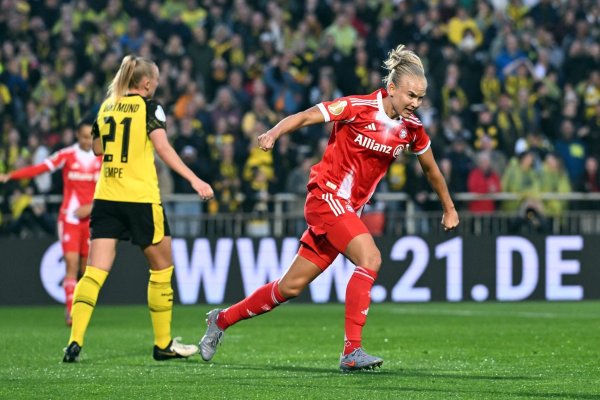 Doppel-Torschützin gegen den BVB: Bayern-Spielerin Pernille Harder - © Federico Gambarini/dpa