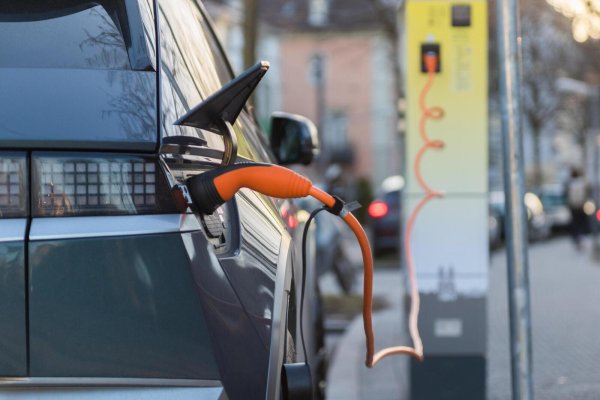 Beim "Elektroauto Infotag" von Kaeding und Anderson in Lemgo werden Ladesysteme und Reichweiten ebenfalls Thema sein. Fahrerinnen und Fahrer stellen ihre E-Autos und ganz unterschiedliche Marken vor. Sie berichten, welche Vor- und Nachteile sie haben. - © Pixabay