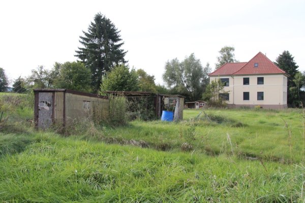 Stadtauswärts ist an der Nordstraße hier und da viel Platz zwischen einzelnen Häusern. In Zukunft können hier Wohnhäuser entstehen. - © Dieter Asbrock