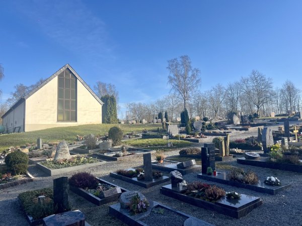 Die Trauerkapelle Blomberg-Cappel hat im Winter ein Toilettenproblem - am ersten Märzwochenende führte das zu unschönen Momenten auf einer Trauerfeier. - © Nina Schroeder