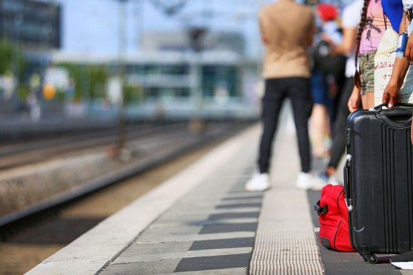 Vom Bielefelder Hauptbahnhof aus können viele Urlaubsregionen gut erreicht werden. - © Sarah Jonek