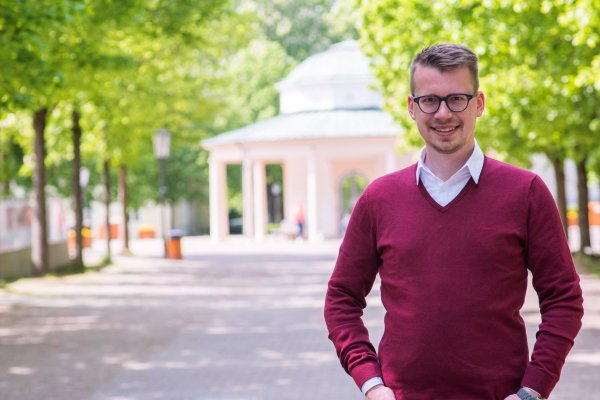 Sebastian Vogt ist neben seiner Aufgabe als Pressesprecher von Horn-Bad Meinberg auch zuständig für die Digitalisierung und damit für die Schaffung der Voraussetzungen für das Onlinezugangsgesetz. - © SPD