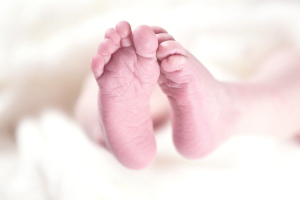 Sind Mütter verzweifelt, geben sie ihre Babys ab. Dafür gibt es in Paderborn eine Babyklappe. - © Symbolbild: Pixabay