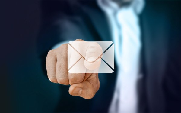 Versicherte sollten die vermeintlichen Mails der AOK in den Spamordner verbannen. - © Symbolbild: Pixabay