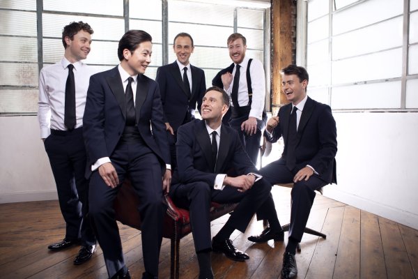 Das sechsköpfige A-cappella-Ensemble "The King's Singers" aus Großbritannien. - © Frances Marshall