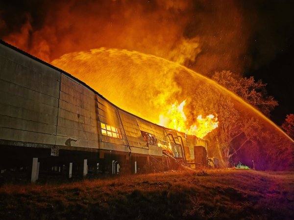 Großbrand in der Ladestraße. - © Frank Tasche/Feuerwehr Bad Salzuflen