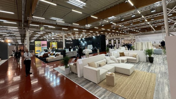 Noch bis zum 26. September präsentieren sich im Messezentrum Bad Salzuflen nach Angaben der Organisatoren 535 Aussteller aus 40 Nationen. - © Sven Kienscherf