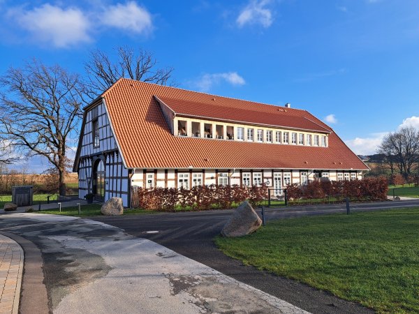 Zwei Jahre lang wurde der Meisenhof restauriert, saniert und umgebaut. Fünf Wohnungen und eine Gewerbeeinheit sind dort entstanden. Foto: Maximilian Busch - © Maximilian Busch