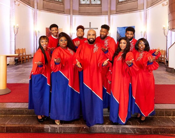 Die "New York Gospel Stars" singen im Bad Meinberger Kurtheater. - © Makis Photography