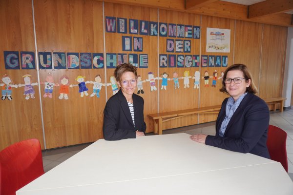 Dagmar Schultz (links) leitet seit 2017 die Grundschule in Rischenau. Nun steht ihr mit Sonja Zeißler erstmals eine Stellvertreterin zur Seite. - © Michaela Weiße