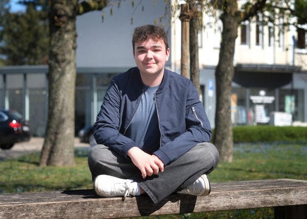 Daniel Tincu ist mit zwei Jahren von Rumänien nach Gütersloh gekommen. „Ich sehe Rumänien eher als Urlaubsort. Ein Leben in Rumänien kann ich mir offen gesagt nicht vorstellen.“ - © Andreas Frücht