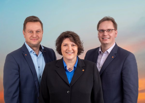Kritisieren die Grünen-Ministerinnen in Land und Bund (von links): Alexander Baer, Ellen Stock und Dennis Maelzer. - © SPD