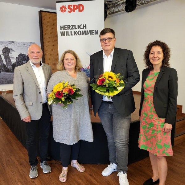 Die Detmolder Sozialdemokraten mit (von links) Rainer Friedrich, Ilka Kottmann, Andreas Schmidt sowie Detmolds Kämmerin Dr. Miriam Mikus. - © SPD Detmold