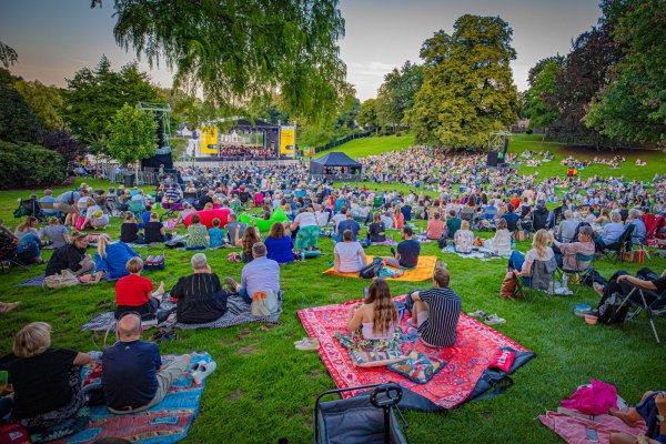 Im Bielefelder Bürgerpark gibt es auch 2025 wieder Musik unter freiem Himmel. - © Mike-Dennis Mller / www.mdm.photo