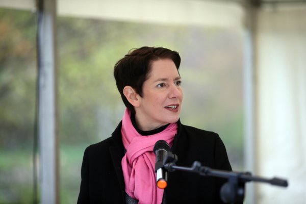 NRW Landwirtschaftsministerin Silke Gorißen zeichnet Lebensmittel "made in NRW" aus. - © picture alliance / SZ Photo