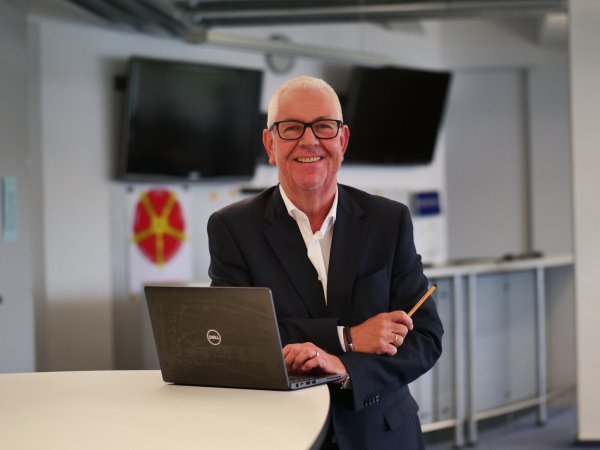 Chefredakteur Dirk Baldus - © Jörg Hagemann