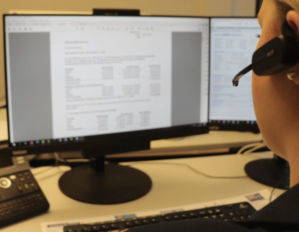 Das Team im Kundenzentrum beantwortet telefonisch gerne alle Fragen zur Abrechnung. - © Stadtwerke Lemgo