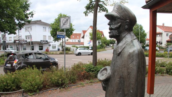 Schlangen ist lebenswert - das bescheinigen die Teilnehmer am Lippe-Check ihrer Gemeinde. Man würde sich im Ort aber ein besseres gastronomisches Angebot wünschen. - © Dieter Asbrock