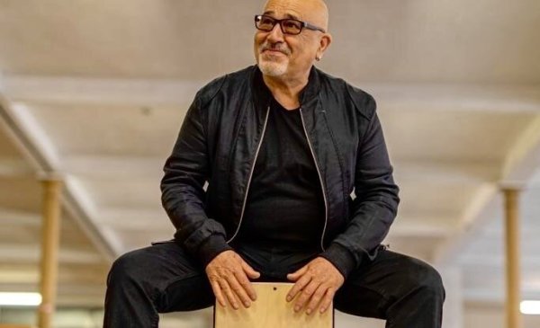 Hakim Ludin lädt zu Workshops ins Integrationszentrum. - © Bildrechte: Hakim Ludin