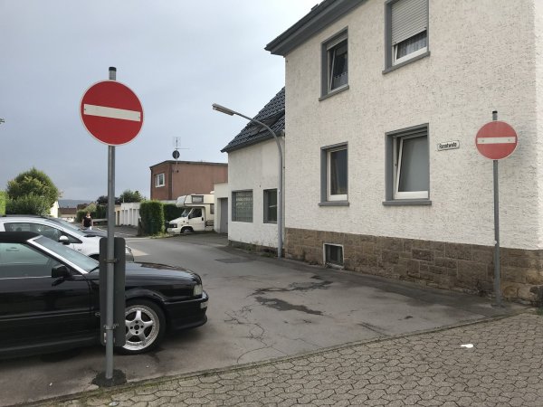 Die Renntwete in Blomberg ist eine Einbahnstraße. Die Grünen würden sich wünschen, die Straße für Radfahrer auch in die Gegenrichtung zu öffnen. - © Seda Hagemann