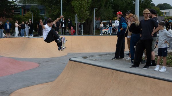 Skateboarder kommen im "Life Park" auf ihre Kosten. - © Torben Gocke
