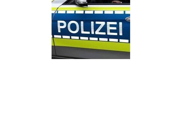 Drei Menschen wurden bei dem Unfall verletzt. - © Bernhard Preuß
