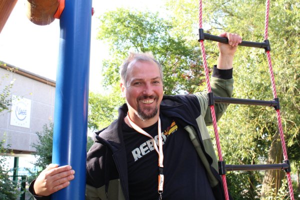 Pascal Arend fühlt sich im HoT am Werreanger wohl und lässt sich hier zum Erzieher ausbilden. - © Sandra Castrup (LZ)