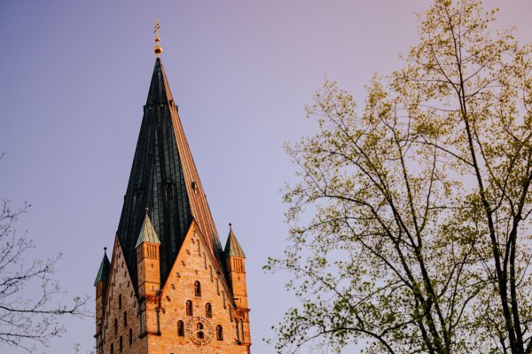 Im Erzbistum Paderborn sind im vergangenen Jahr 17.184 Menschen aus der katholischen Kirche ausgetreten. - © Besim Mazhiqi/Erzbistum Paderborn