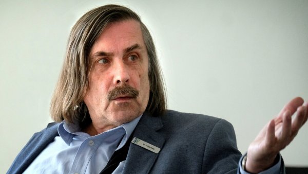 Güterslohs Bürgermeister Norbert Morkes erwartet womöglich ein Abwahlverfahren. - © Andreas Frücht