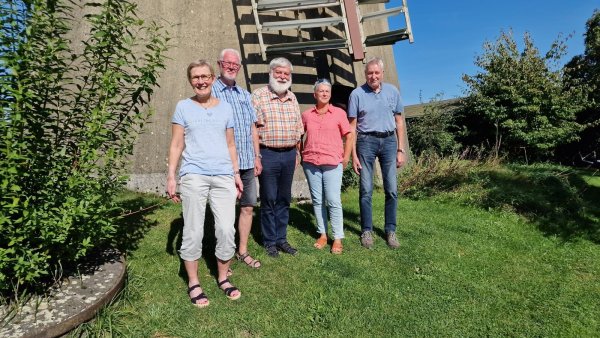 Monika Brink (von links), Horst Morscheiser, Volker Aust, Sabine Arning und Manfred Gruber vom Museumsverein Kalletal freuen sich auf das Fest am Sonntag. - © Nadine Uphoff