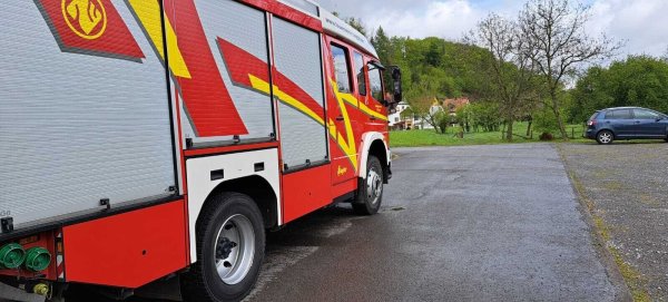 Ein Einsatzfahrzeg der Freiwilligen Feuerwehr Lügde, das nun auch mit einem Abbiegeassistenten ausgerüstet wird. - © Stadt Lügde