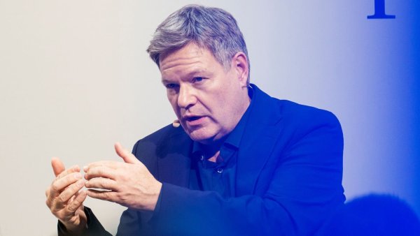 Robert Habeck: Sein Vorstoß war nicht zu Ende gedacht, meint unser Autor. - © Andreas Arnold/dpa